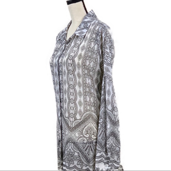 Beautiful Plus Tunic Blouse - Picture 5 of 8